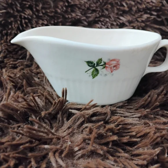 Vintage White Gravy Boat with Pink Rose Design - Picture 3 of 3
